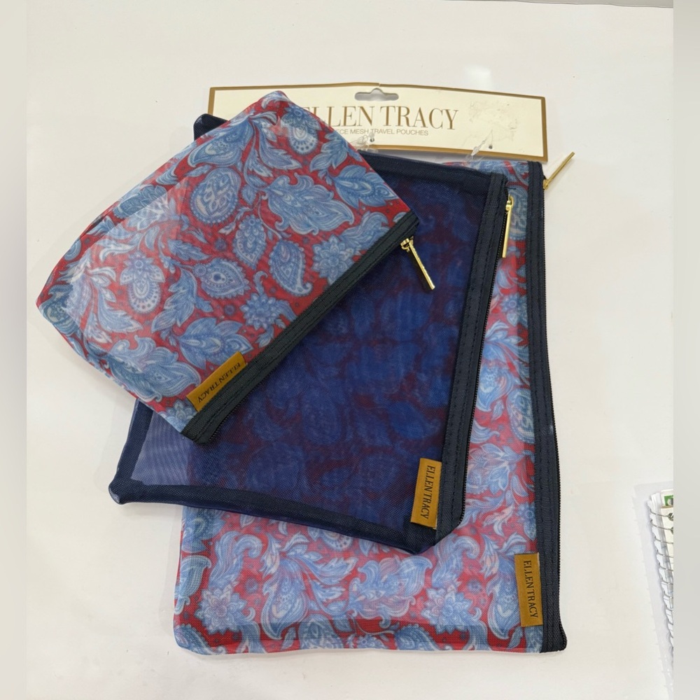New ELLEN TRACY 3 piece travel pouch set